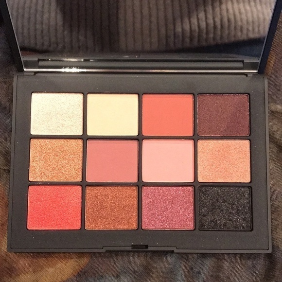 Brand New NARS Extreme Effects Eyeshadow Palette Limited Edition Shimmer Matte - Picture 2 of 10